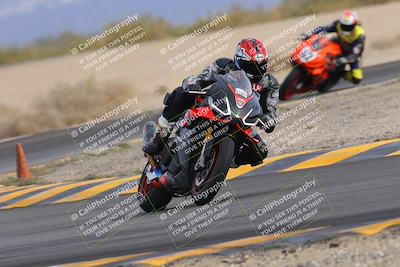 media/Dec-17-2022-SoCal Trackdays (Sat) [[224abd9271]]/Turn 15 (155pm)/